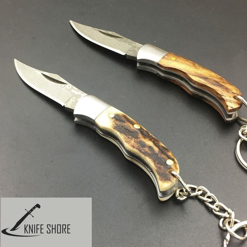 DAMASCUE STEEL PATTERN TACTICAL KNIFE WITH WOODEN/ANTLER HORN HANDLE - knifeshore